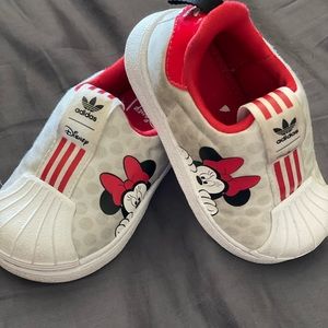 Adidas Minnie Mouse Super Star Toddler size 5